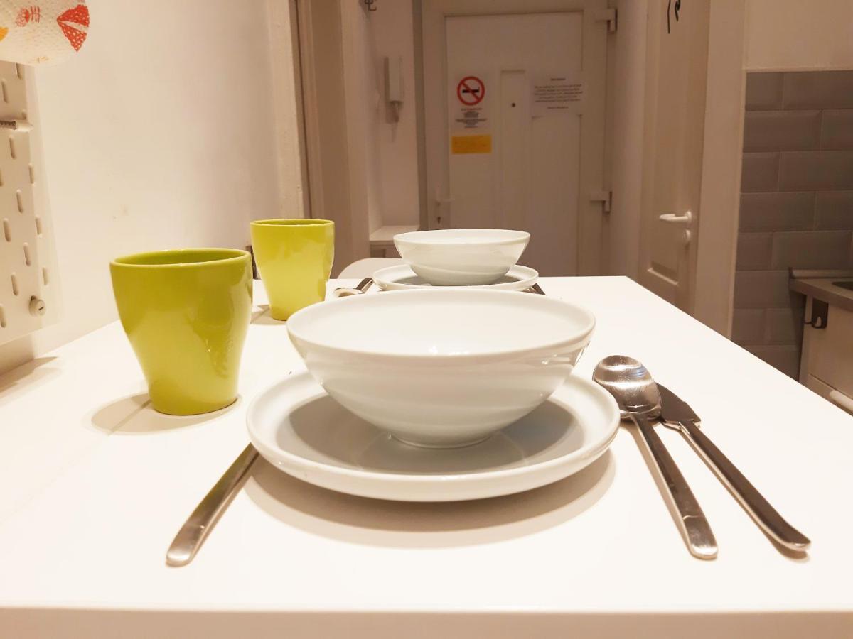 Bright Side Apartment Будапеща Екстериор снимка