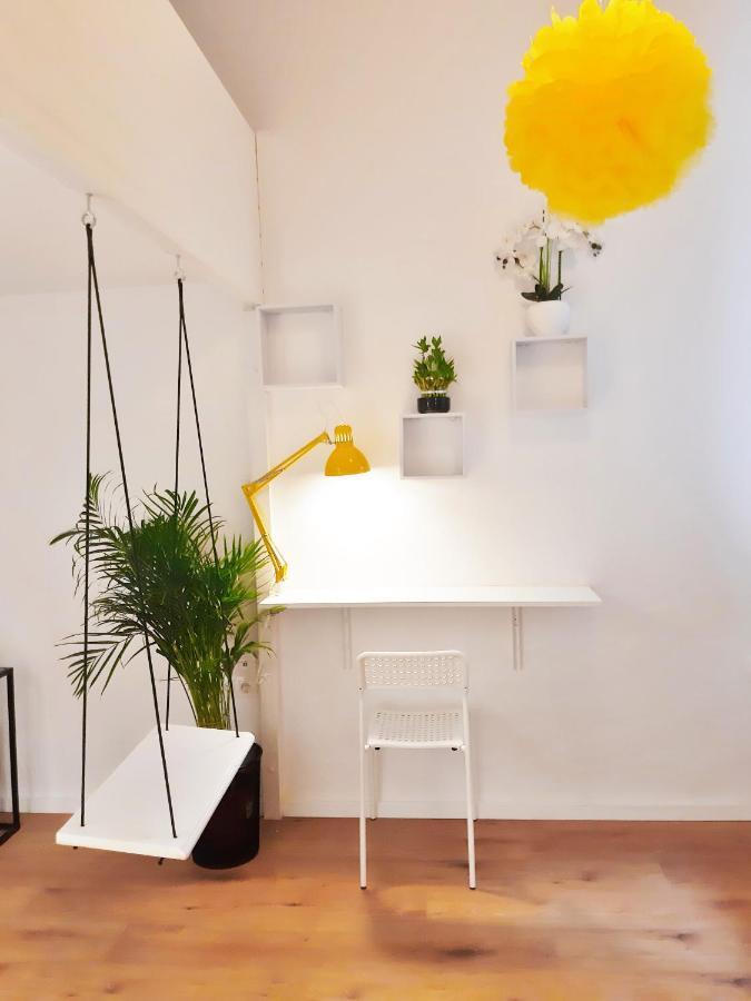 Bright Side Apartment Будапеща Екстериор снимка