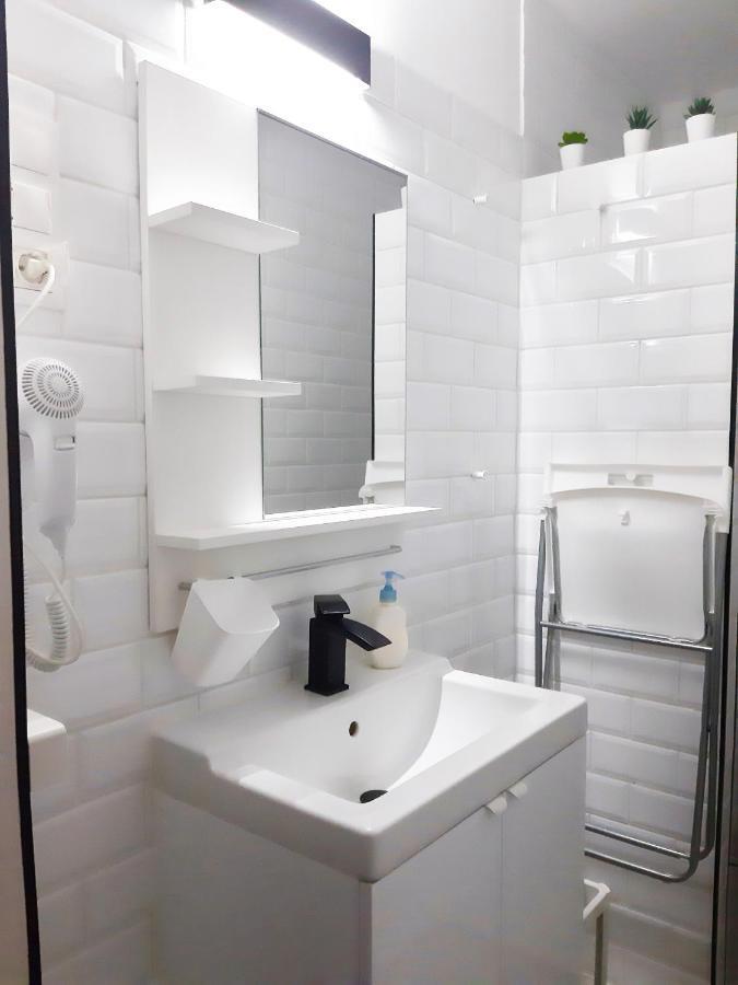 Bright Side Apartment Будапеща Екстериор снимка